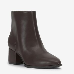 Kelly & Katie Dark Brown Ankle Booties Size 7.5